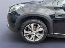 Peugeot 2008 BlueHDi Allure 