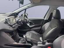 Peugeot 2008 BlueHDi Allure 