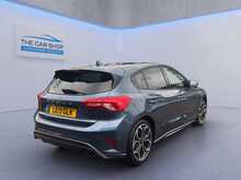 Ford Focus T EcoBoost ST-Line X 