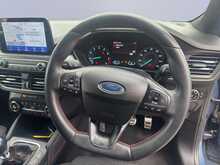 Ford Focus T EcoBoost ST-Line X 