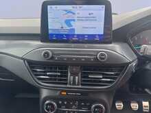 Ford Focus T EcoBoost ST-Line X 