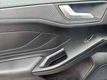 Ford Focus T EcoBoost ST-Line X 