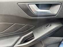Ford Focus T EcoBoost ST-Line X 