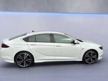 Vauxhall Insignia Turbo D BlueInjection SRi VX Line Nav 