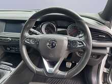 Vauxhall Insignia Turbo D BlueInjection SRi VX Line Nav 