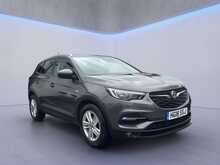 Vauxhall Grandland X Turbo SE 