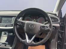 Vauxhall Grandland X Turbo SE 