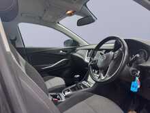 Vauxhall Grandland X Turbo SE 