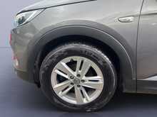 Vauxhall Grandland X Turbo SE 