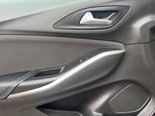 Vauxhall Grandland X Turbo SE 
