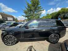 Land Rover Range Rover SD V8 Autobiography 