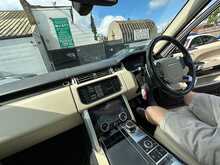 Land Rover Range Rover SD V8 Autobiography 