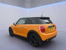 MINI Hatch Cooper D 