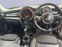 MINI Hatch Cooper D 