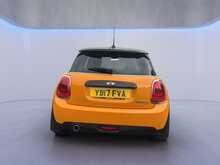 MINI Hatch Cooper D 