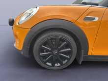 MINI Hatch Cooper D 