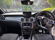 Mercedes-Benz CLA CLA180 AMG Line Edition 