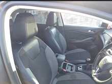 Vauxhall Grandland X Turbo D BlueInjection Sport Nav 
