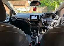 Ford Fiesta Ti-VCT Zetec 