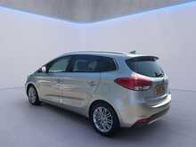 Kia Carens CRDi 4 