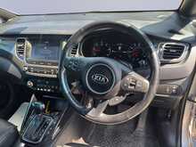 Kia Carens CRDi 4 