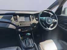 Kia Carens CRDi 4 