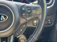 Kia Carens CRDi 4 