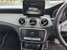 Mercedes-Benz CLA CLA220d Sport 