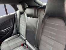 Mercedes-Benz CLA CLA220d Sport 