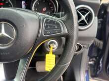 Mercedes-Benz CLA CLA220d Sport 