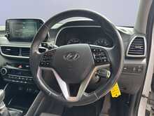 Hyundai TUCSON GDi SE Nav 