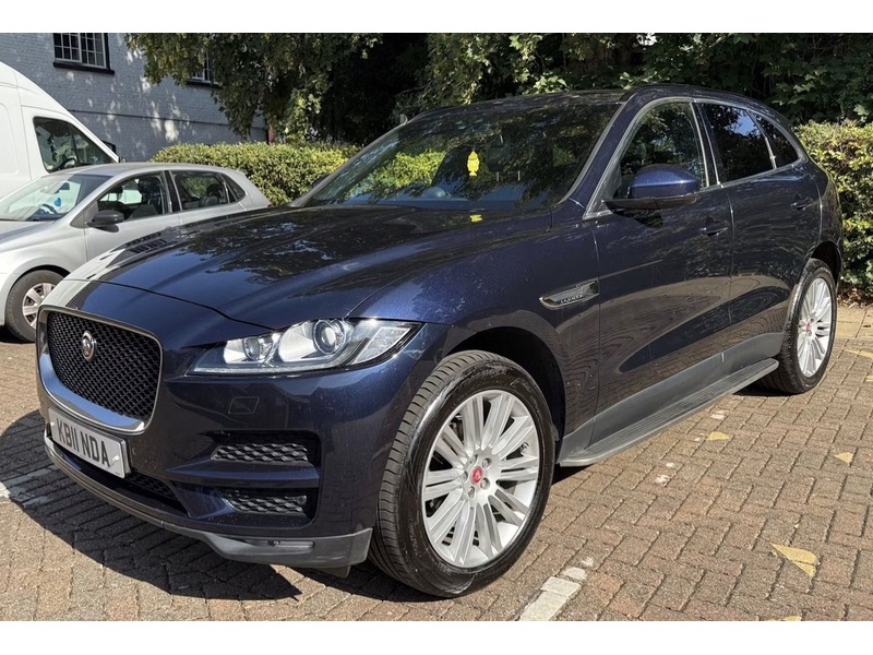 Jaguar F-Pace
