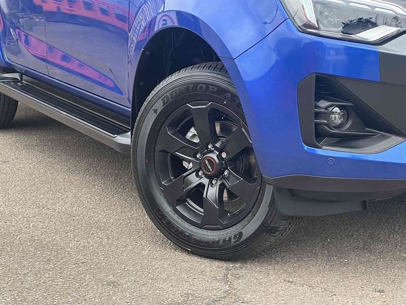 Isuzu D-Max V-Cross Dcb - U8853