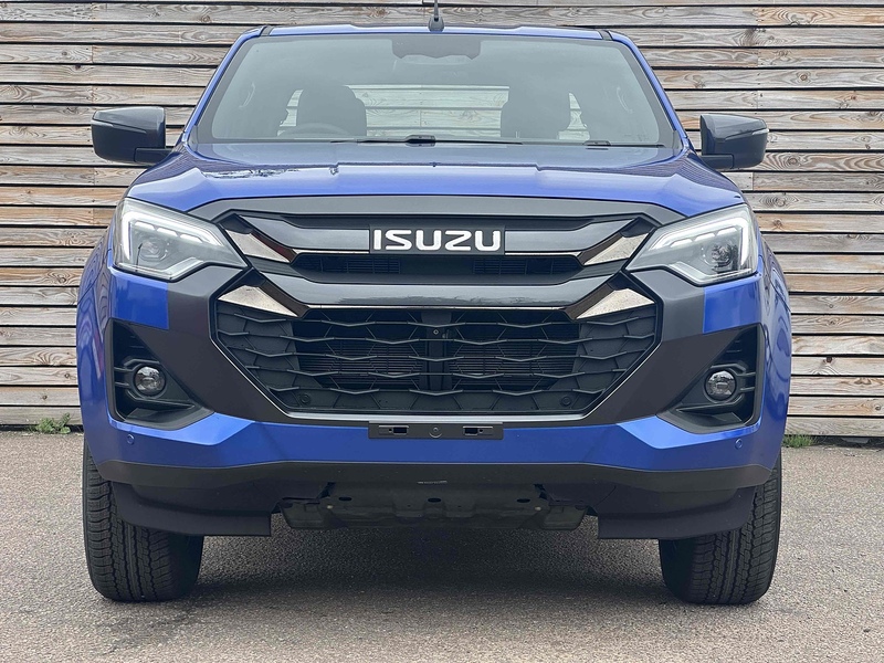 Isuzu D-Max V-Cross Dcb - U8853