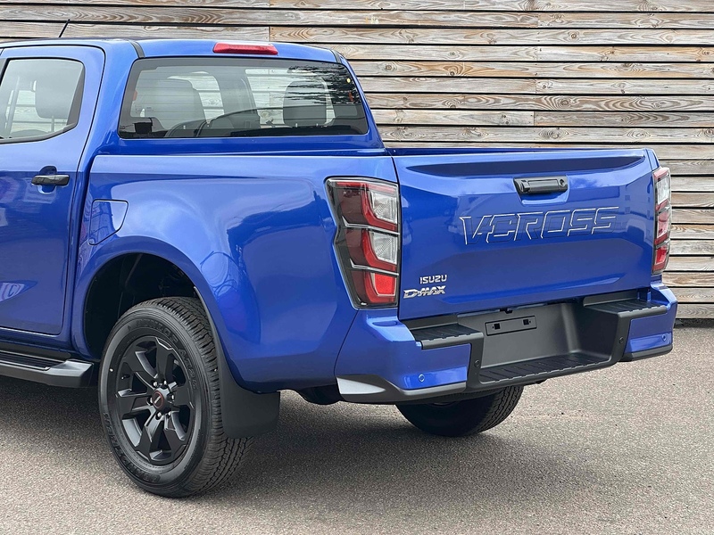 Isuzu D-Max V-Cross Dcb - U8853