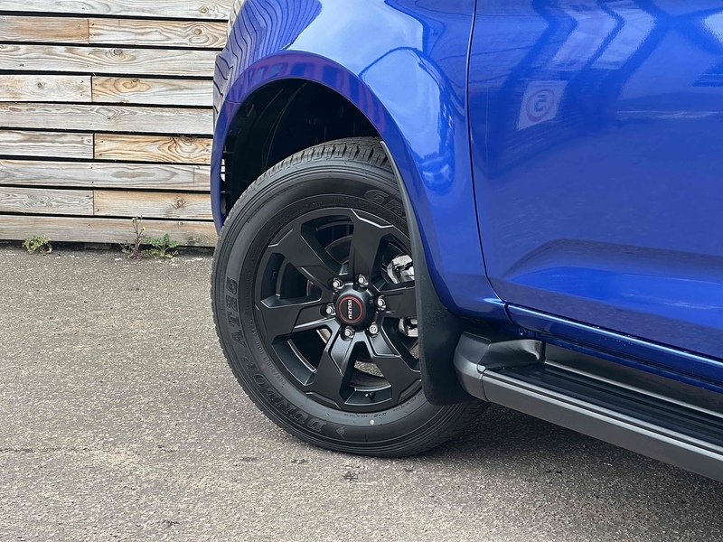 Isuzu D-Max V-Cross Dcb - U8853