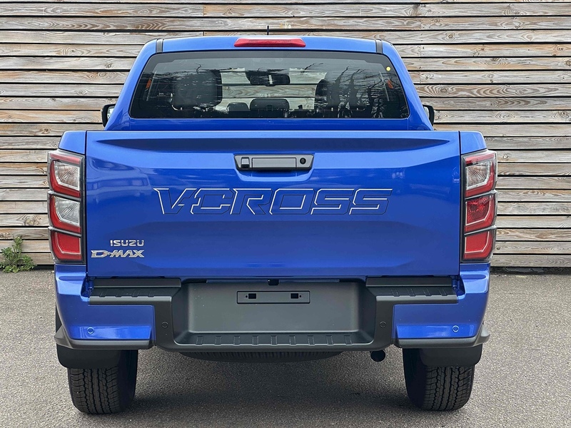 Isuzu D-Max V-Cross Dcb - U8853