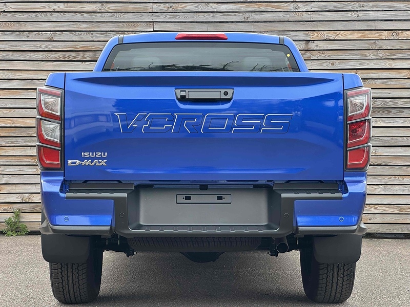 Isuzu D-Max V-Cross Dcb - U8853