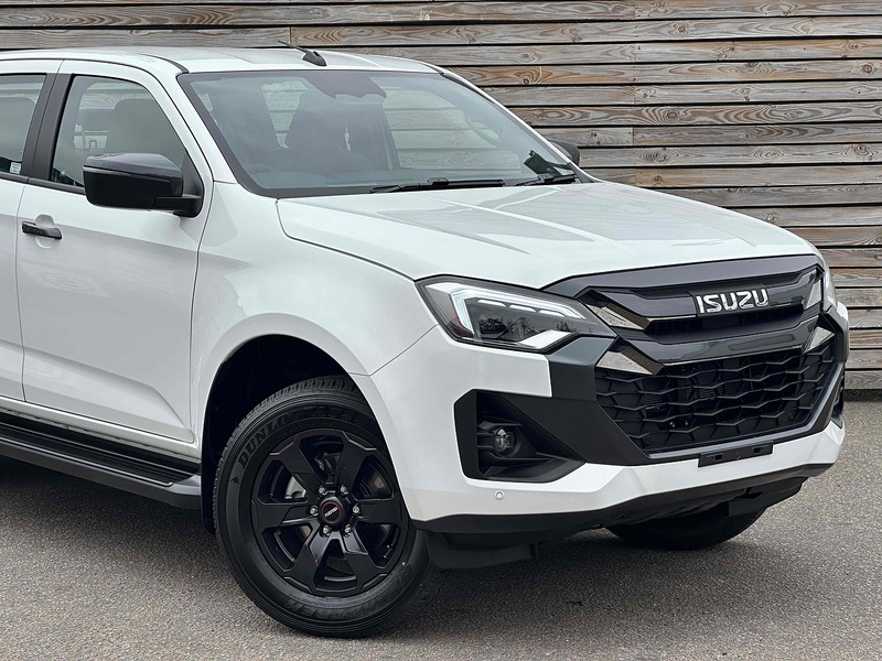 Isuzu D-Max V-Cross Dcb - U8854