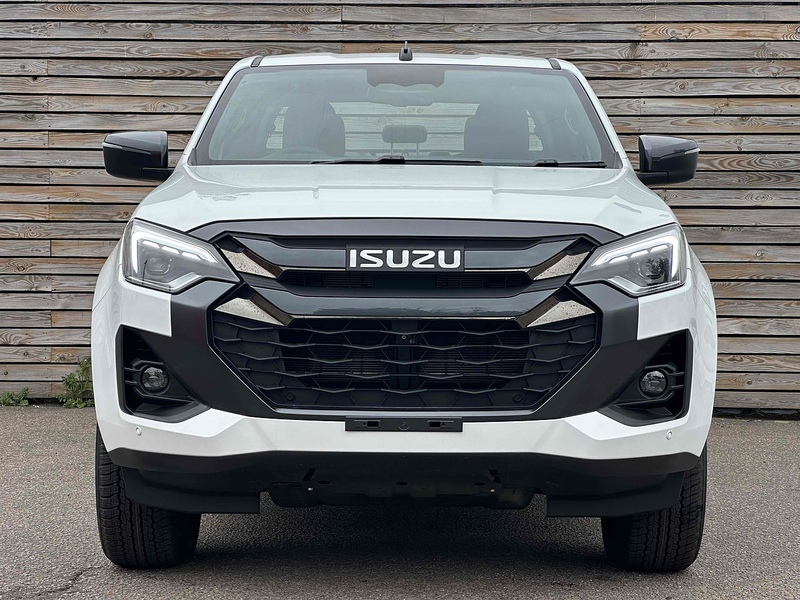 Isuzu D-Max V-Cross Dcb - U8854