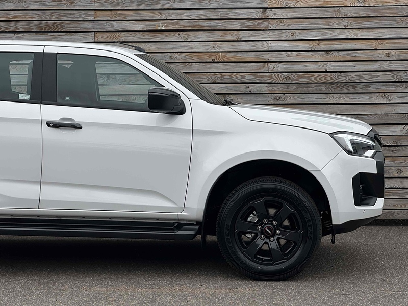 Isuzu D-Max V-Cross Dcb - U8854