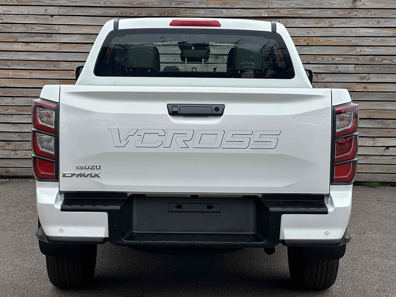 Isuzu D-Max V-Cross Dcb - U8854