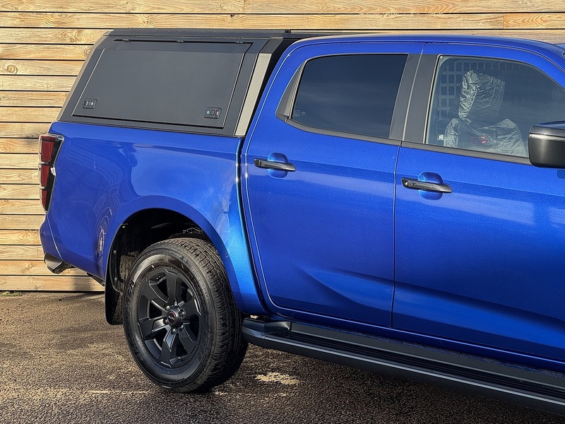 Isuzu D-Max V-Cross Dcb Commercial - N835