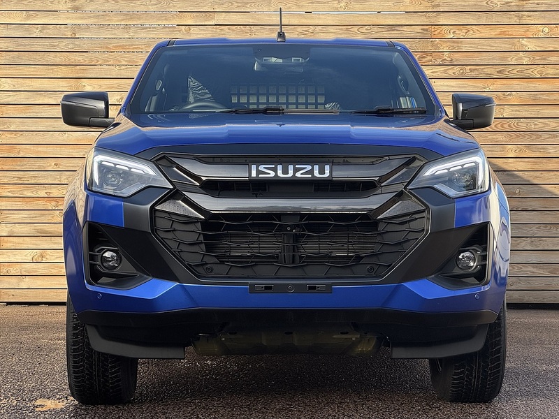 Isuzu D-Max V-Cross Dcb Commercial - N835