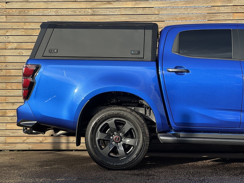 Isuzu D-Max V-Cross Dcb Commercial - N835