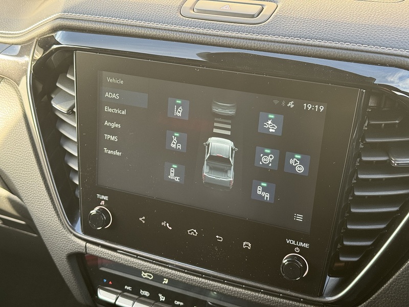 Isuzu D-Max V-Cross Dcb Commercial - N835