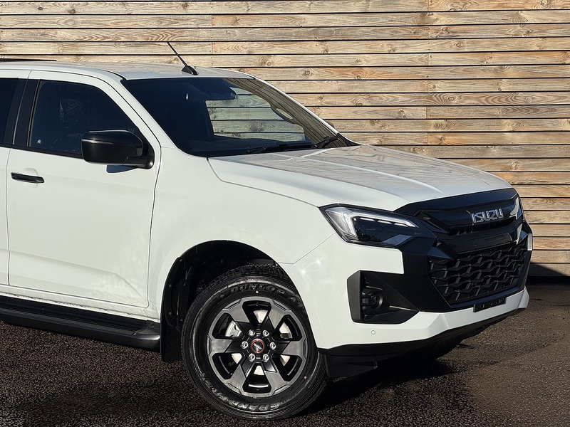 Isuzu D-Max V-Cross Dcb Commercial - U8843