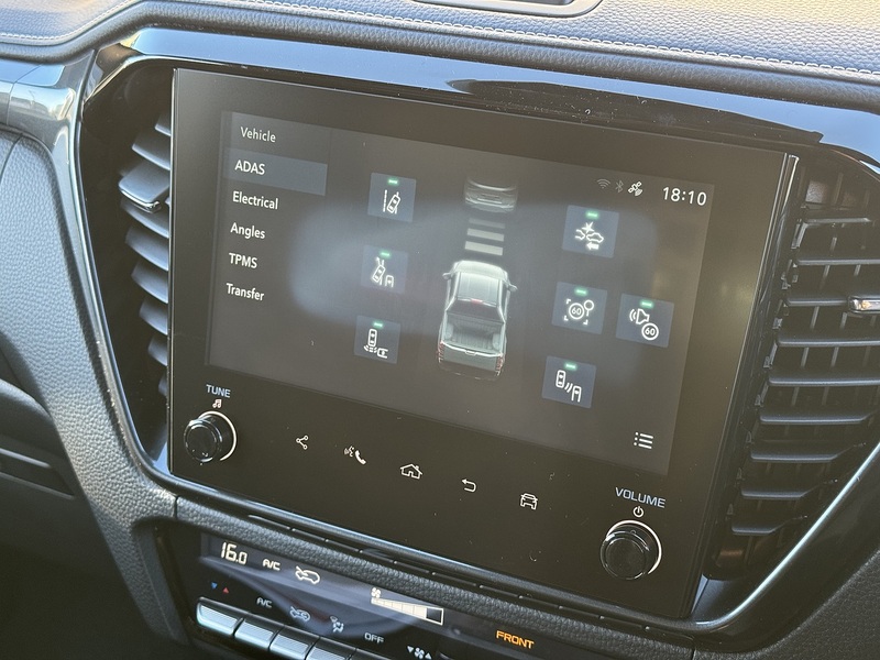 Isuzu D-Max V-Cross Dcb Commercial - U8843