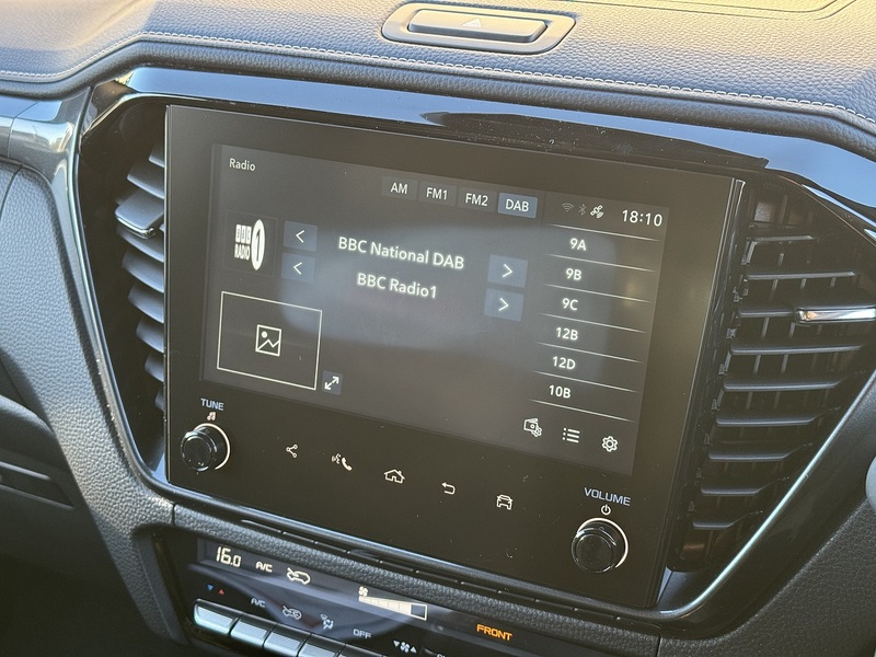 Isuzu D-Max V-Cross Dcb Commercial - U8843