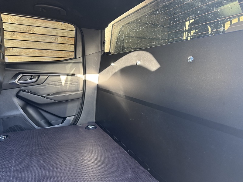 Isuzu D-Max V-Cross Dcb Commercial - U8843